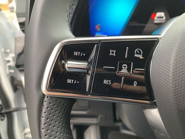 Fahrzeugbild eines Renault Rafale