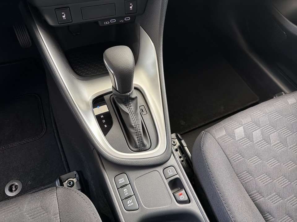 Fahrzeugbild eines Mazda Mazda2 Hybrid