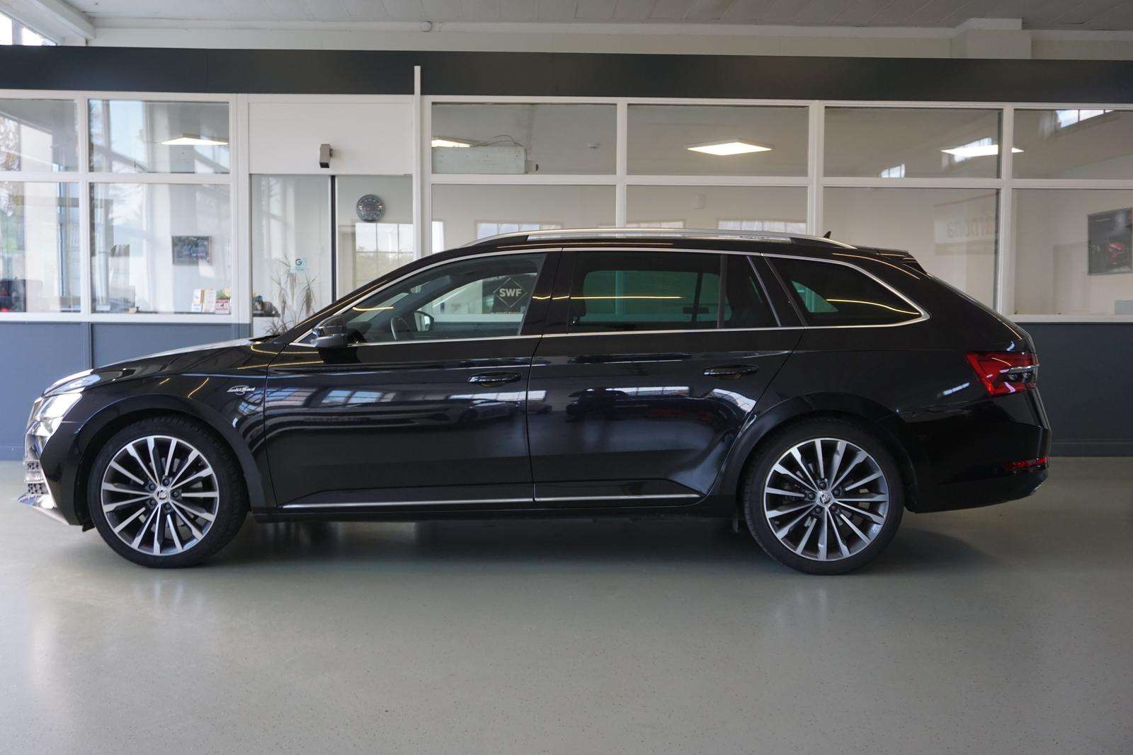 Fahrzeugbild eines Skoda Superb
