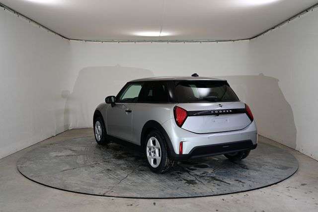 Fahrzeugbild eines MINI COOPER