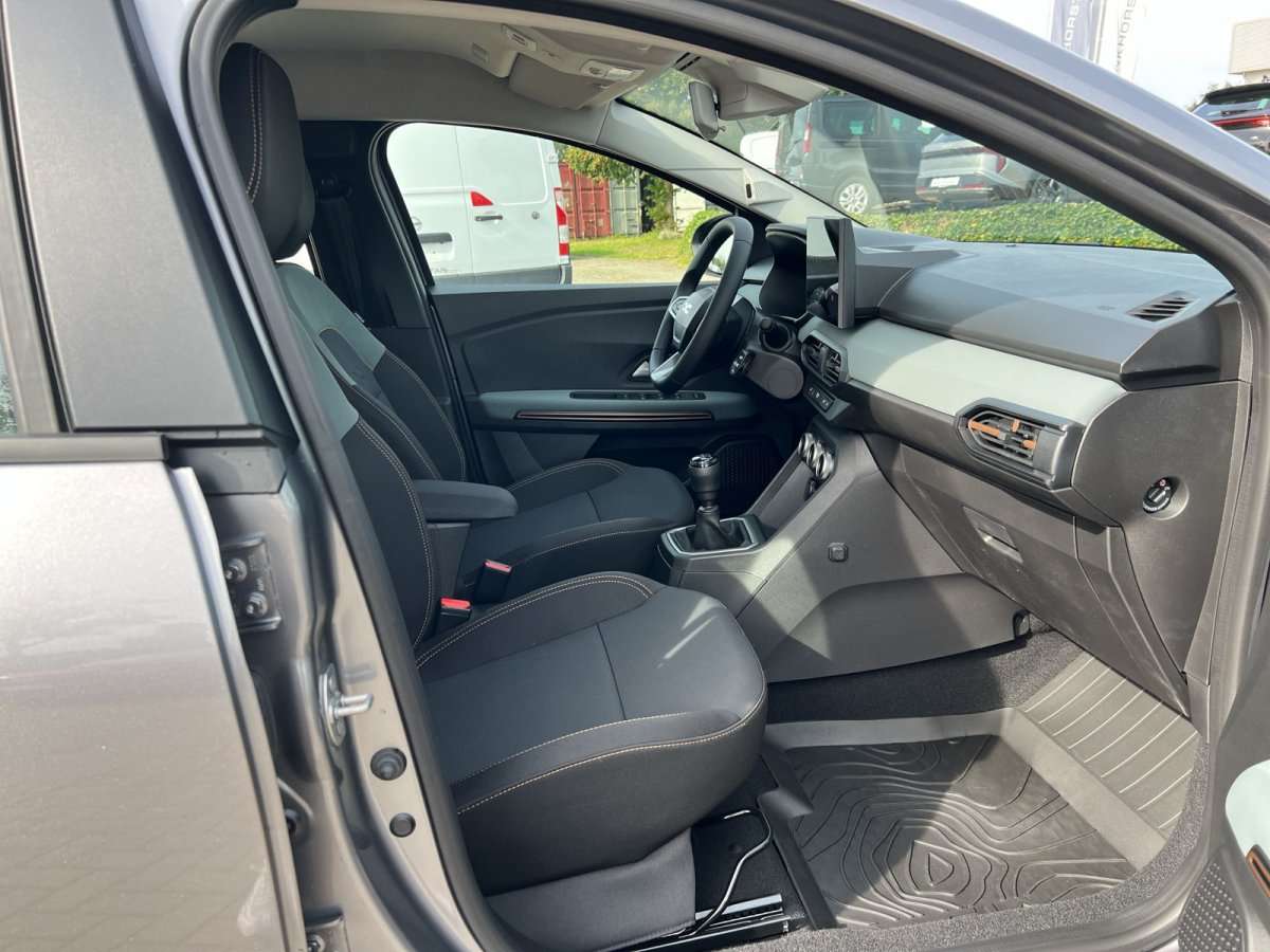 Fahrzeugbild eines Dacia Sandero