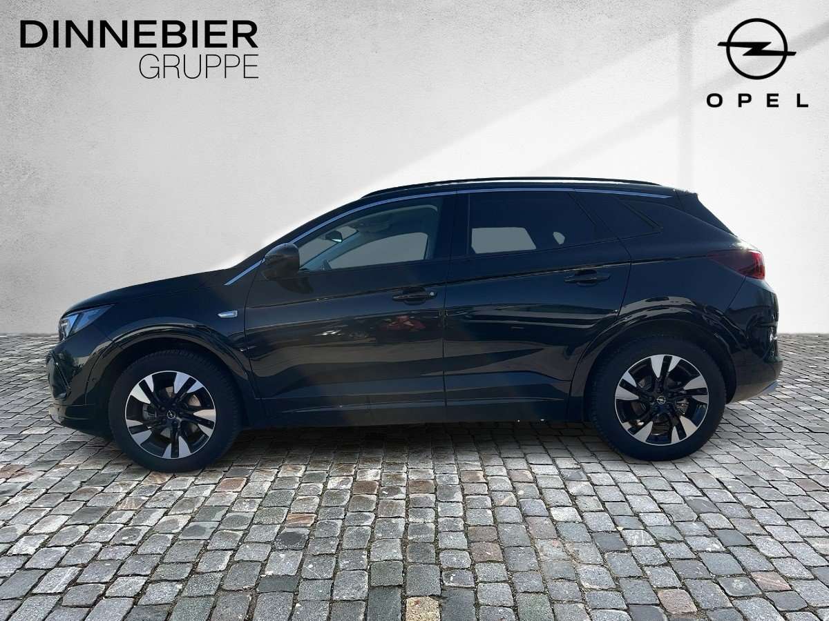 Fahrzeugbild eines Opel Grandland X
