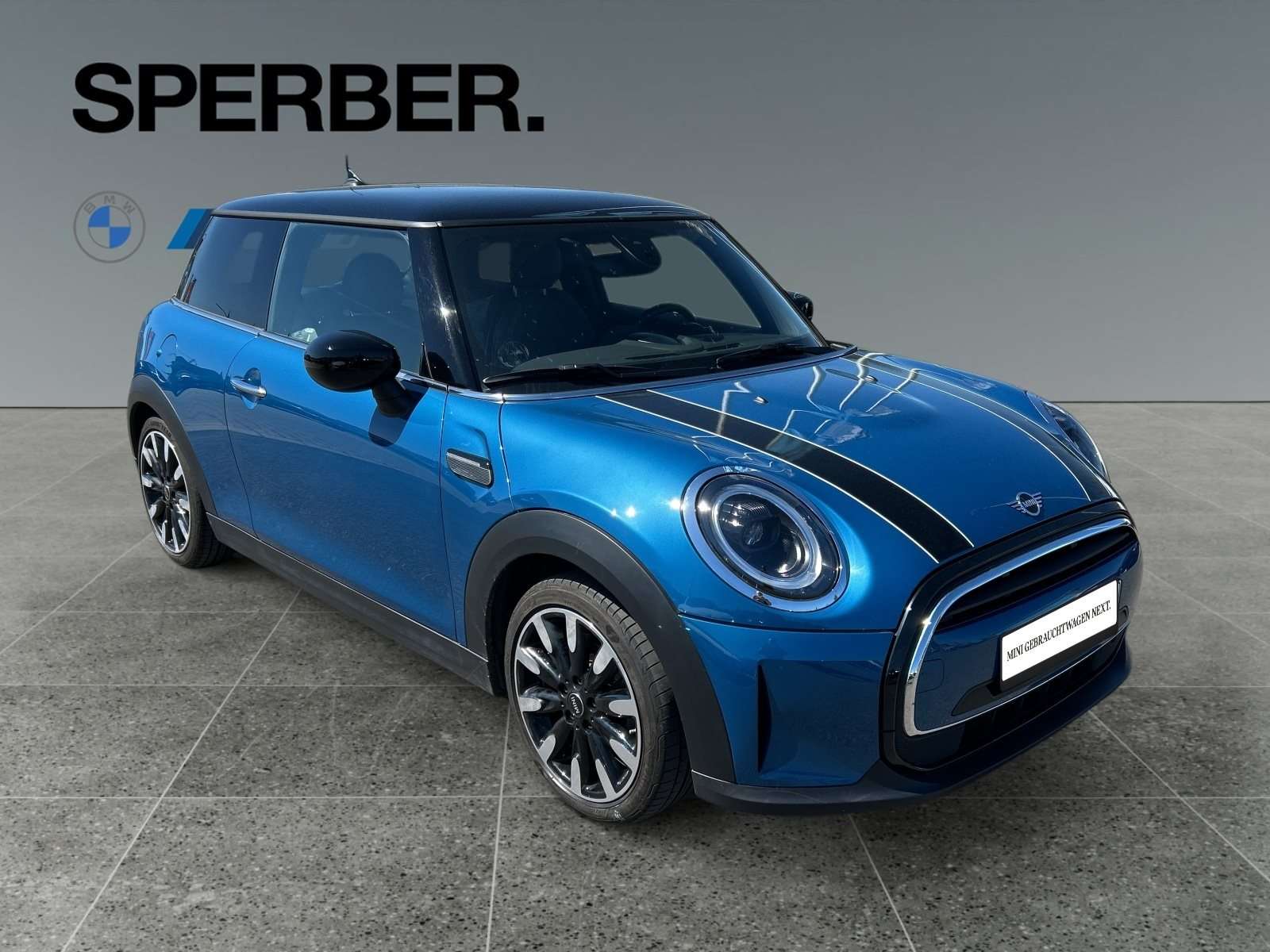 Fahrzeugbild eines MINI COOPER