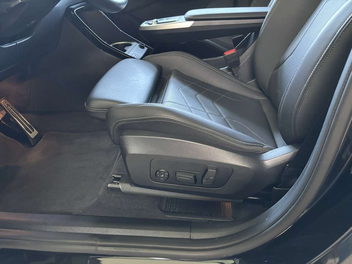 Fahrzeugbild eines BMW X1