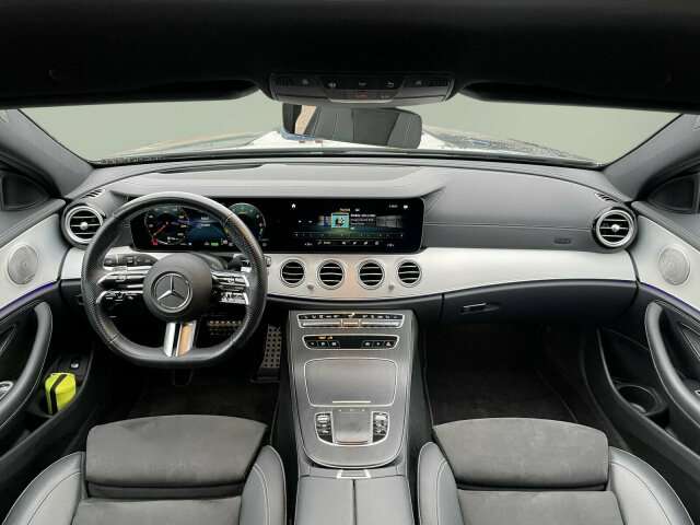 Fahrzeugbild eines Mercedes-Benz E-Klasse
