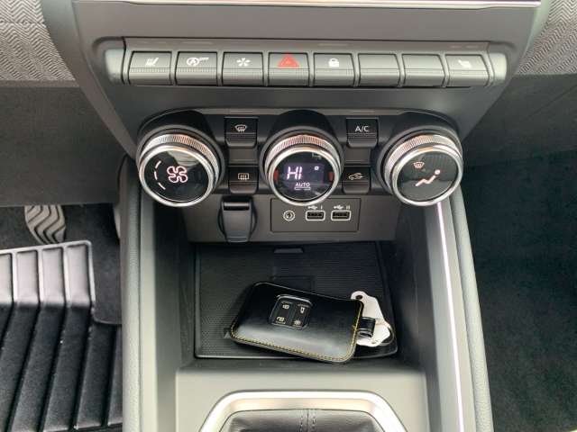 Fahrzeugbild eines Renault Clio