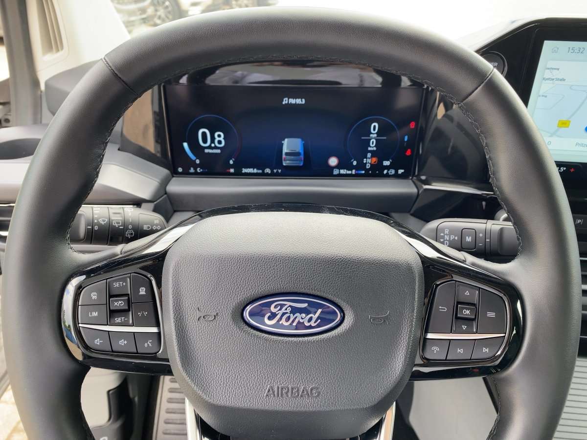 Fahrzeugbild eines Ford Tourneo Custom