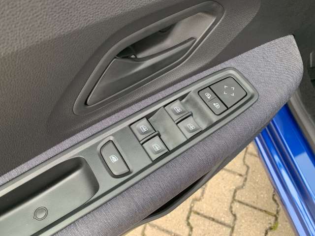 Fahrzeugbild eines Dacia Sandero