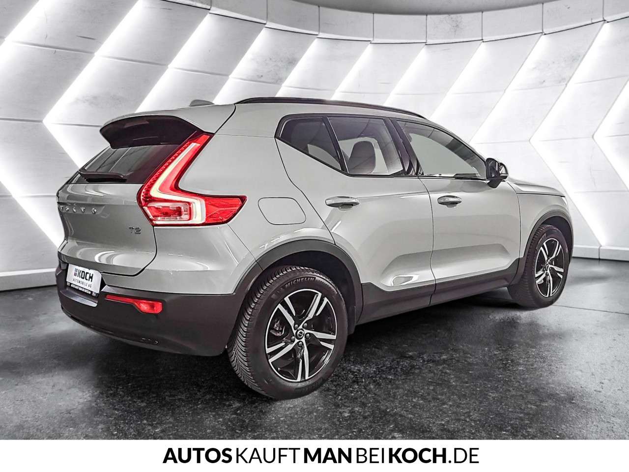 Fahrzeugbild eines Volvo XC40