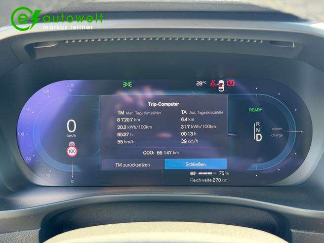 Fahrzeugbild eines Volvo C40