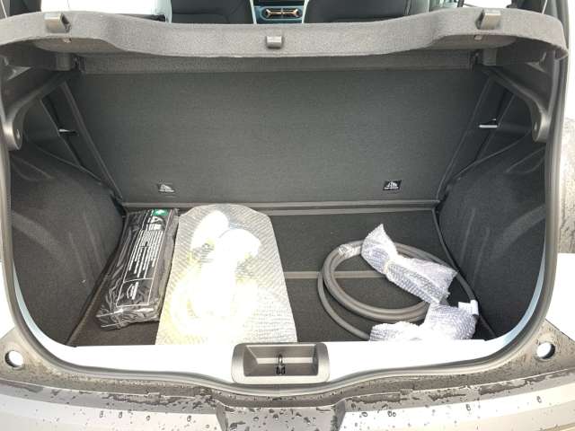 Fahrzeugbild eines Dacia Spring