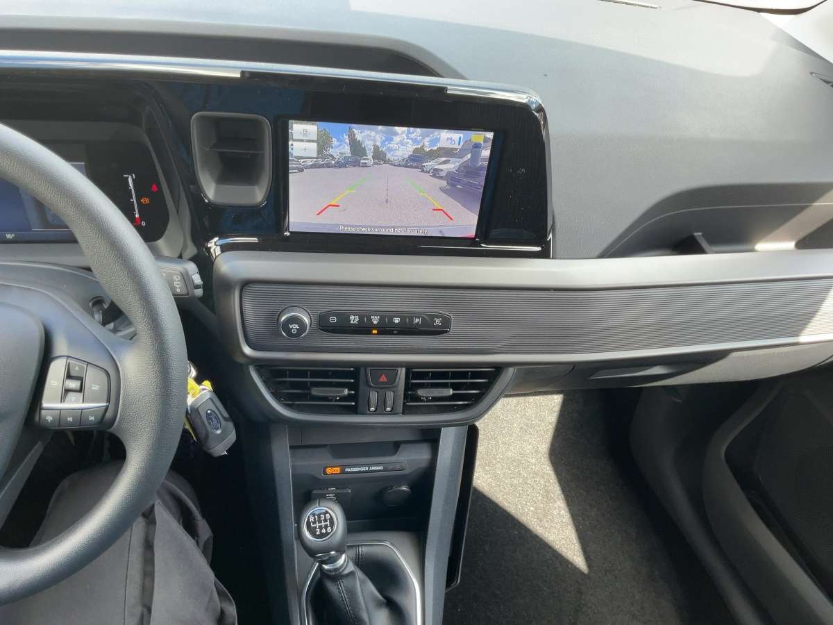 Fahrzeugbild eines Ford Transit Courier