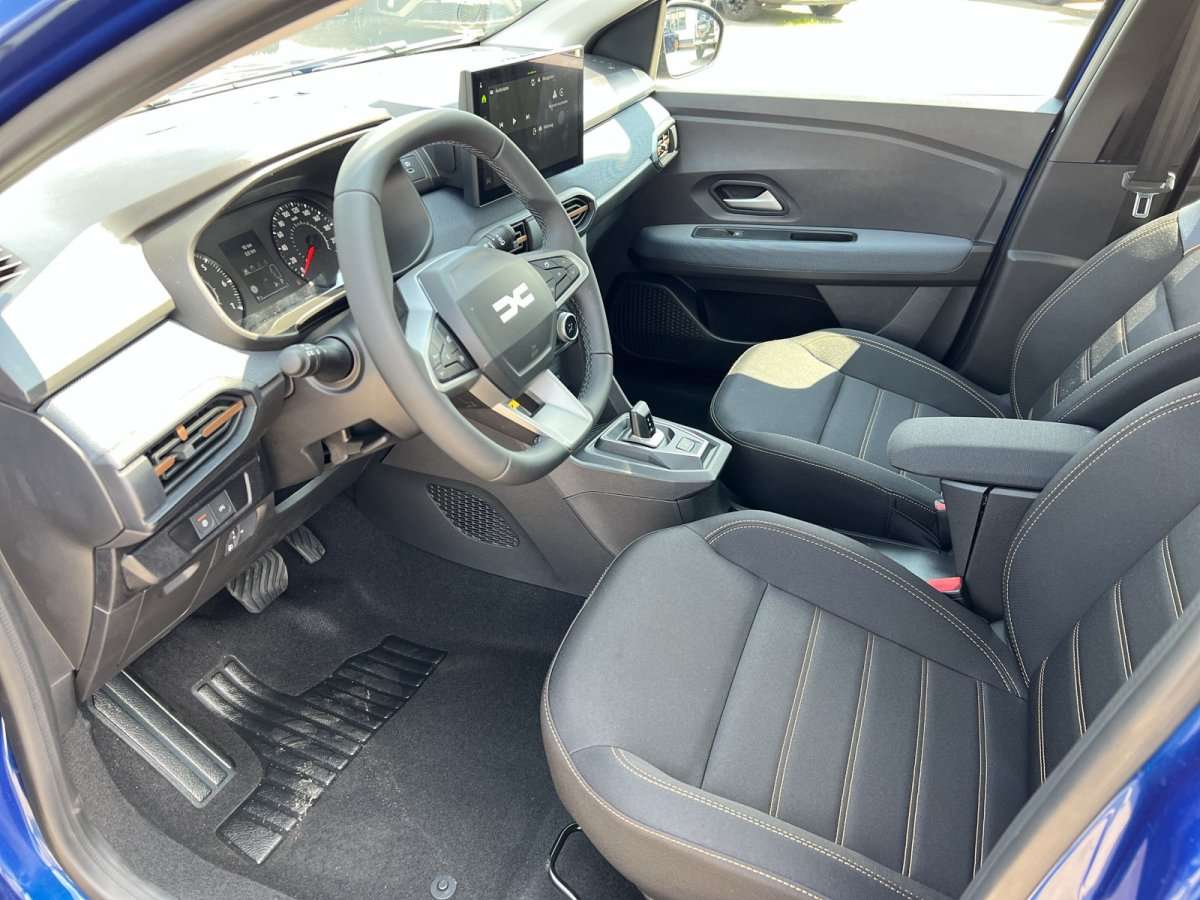 Fahrzeugbild eines Dacia Sandero