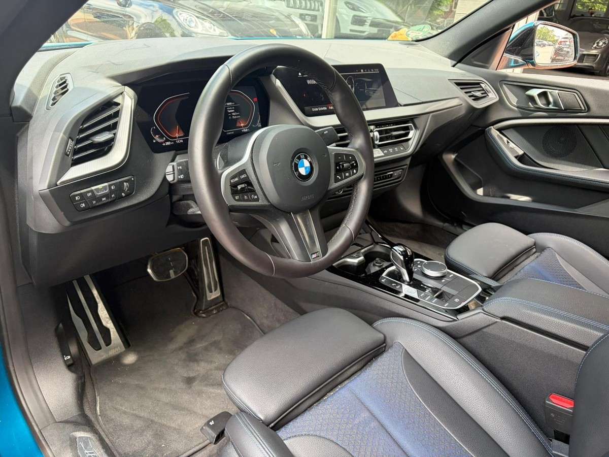 Fahrzeugbild eines BMW 2er-Reihe