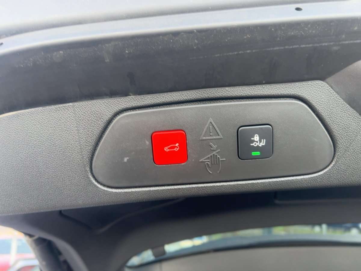 Fahrzeugbild eines Opel Grandland X