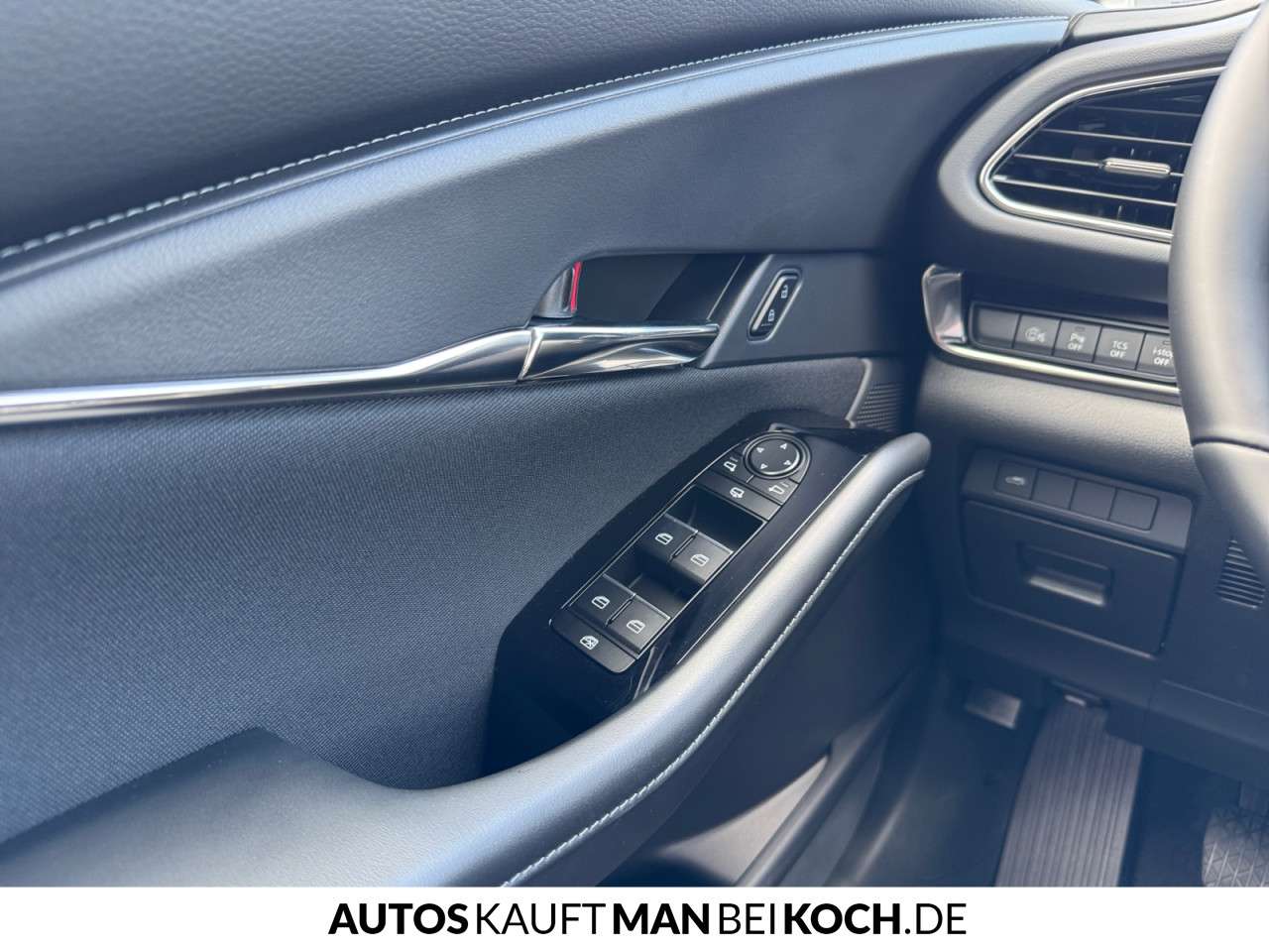 Fahrzeugbild eines Mazda CX-30