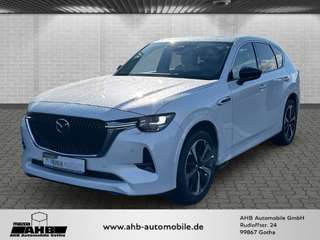 Schräge Frontansicht auf einen Mazda CX-60 , freigestellt