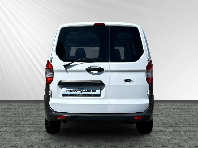 Fahrzeugbild eines Ford Transit Courier
