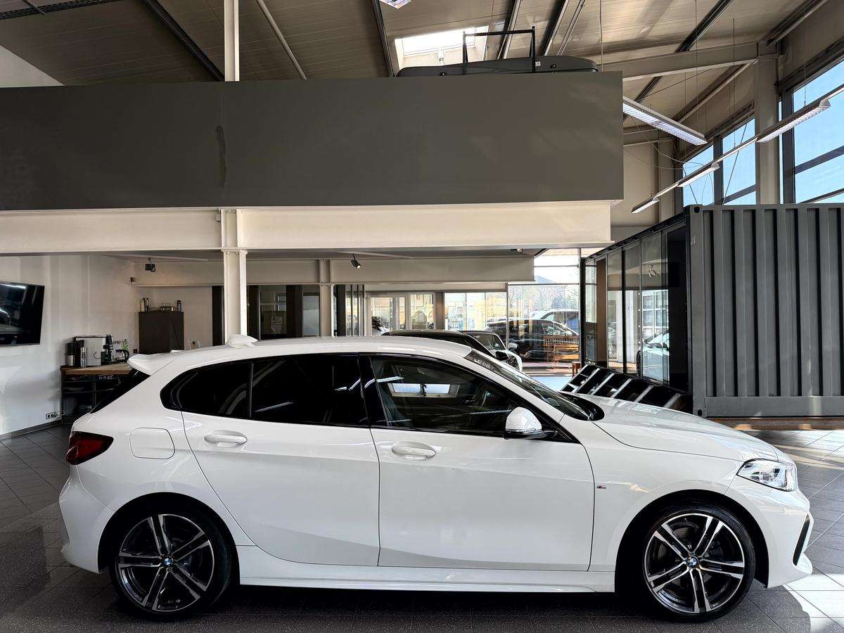 Fahrzeugbild eines BMW 1er-Reihe