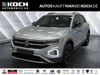 Schräge Frontansicht auf einen Volkswagen T-Roc , freigestellt