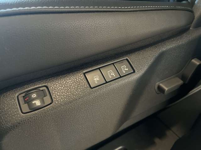 Fahrzeugbild eines Opel Zafira Life