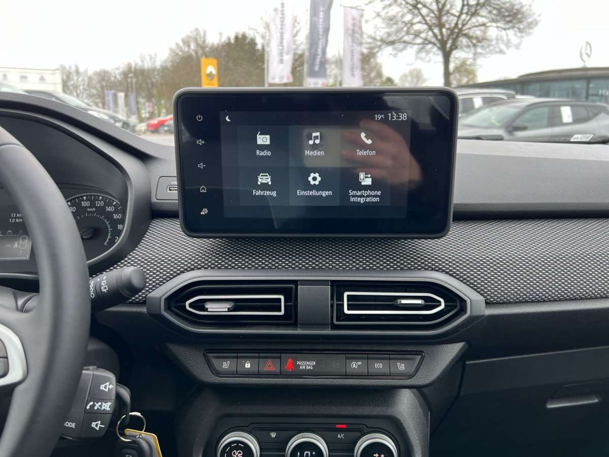 Fahrzeugbild eines Dacia Sandero
