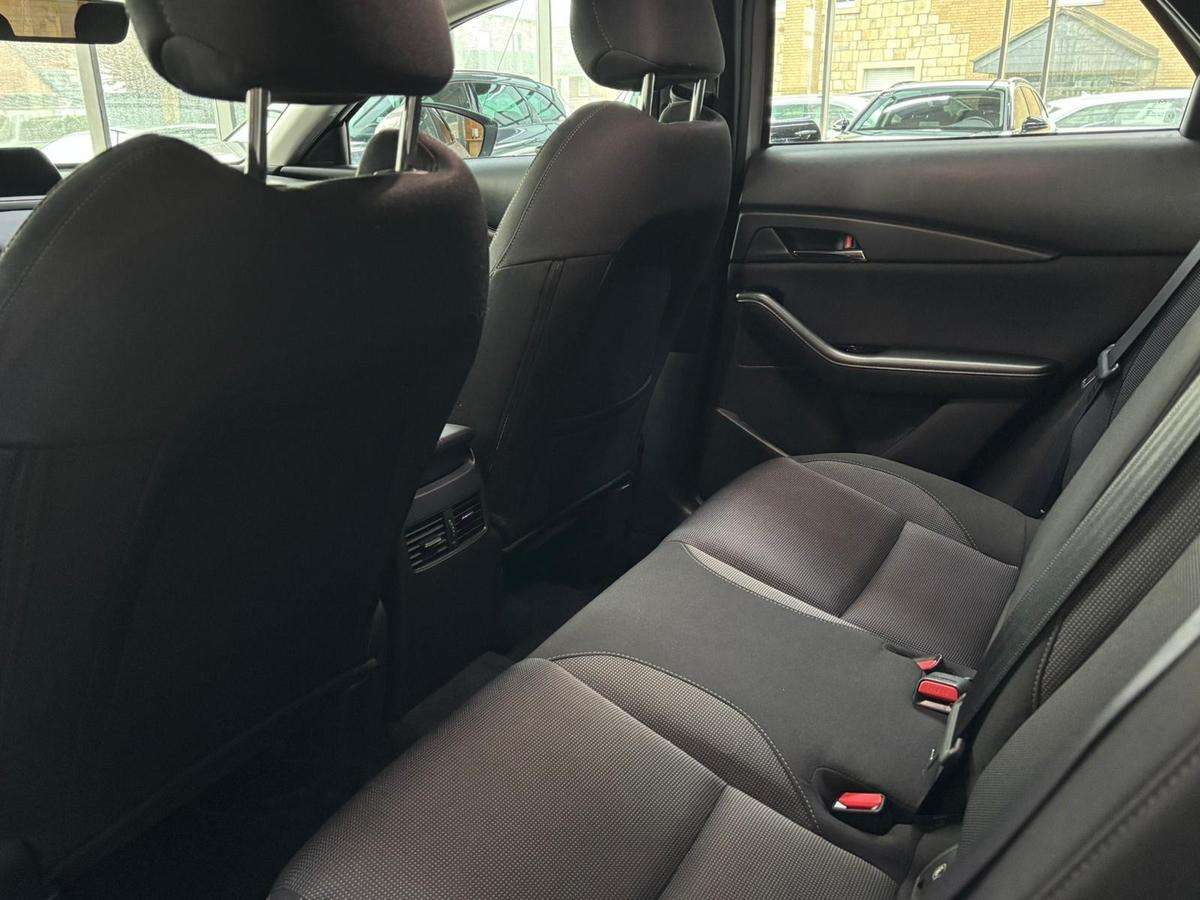 Fahrzeugbild eines Mazda CX-30