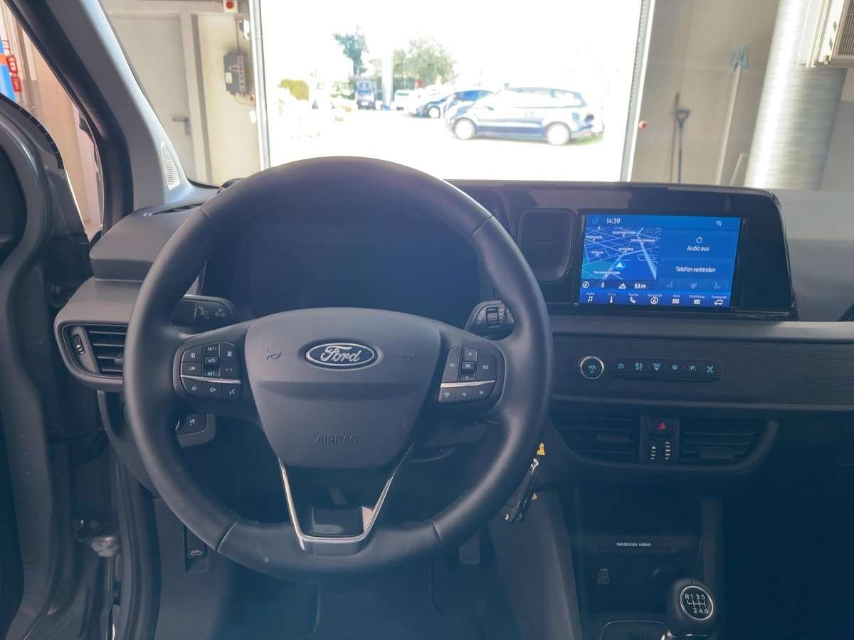 Fahrzeugbild eines Ford Tourneo Courier