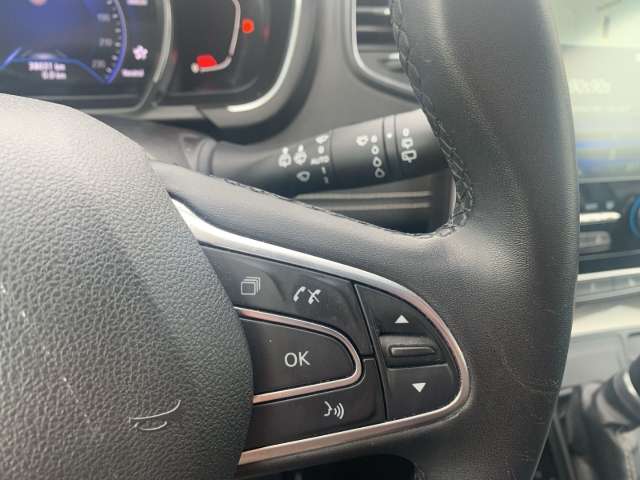 Fahrzeugbild eines Renault Grand Scénic