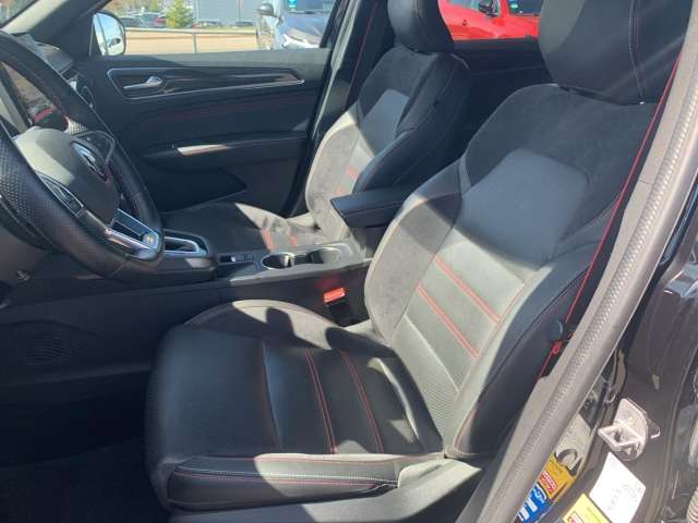 Fahrzeugbild eines Renault Arkana