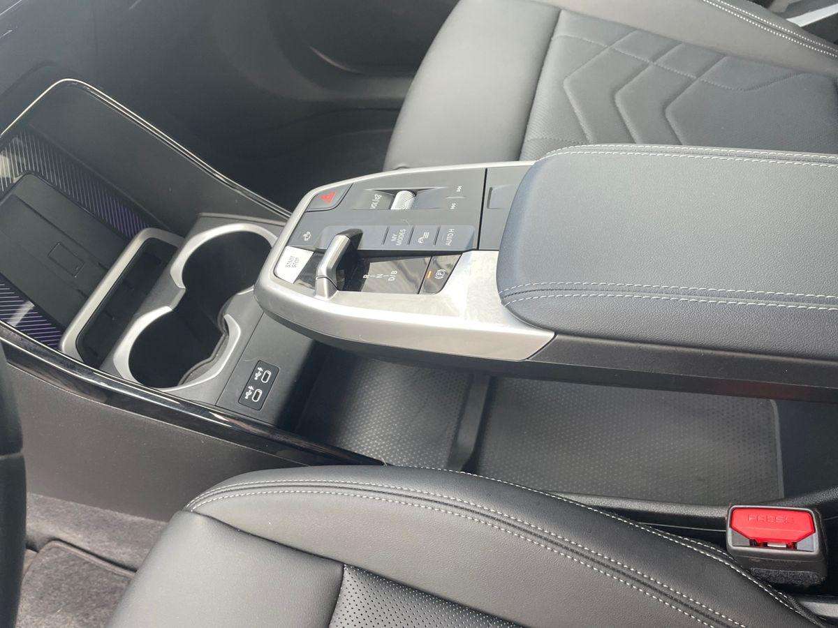 Fahrzeugbild eines BMW iX1