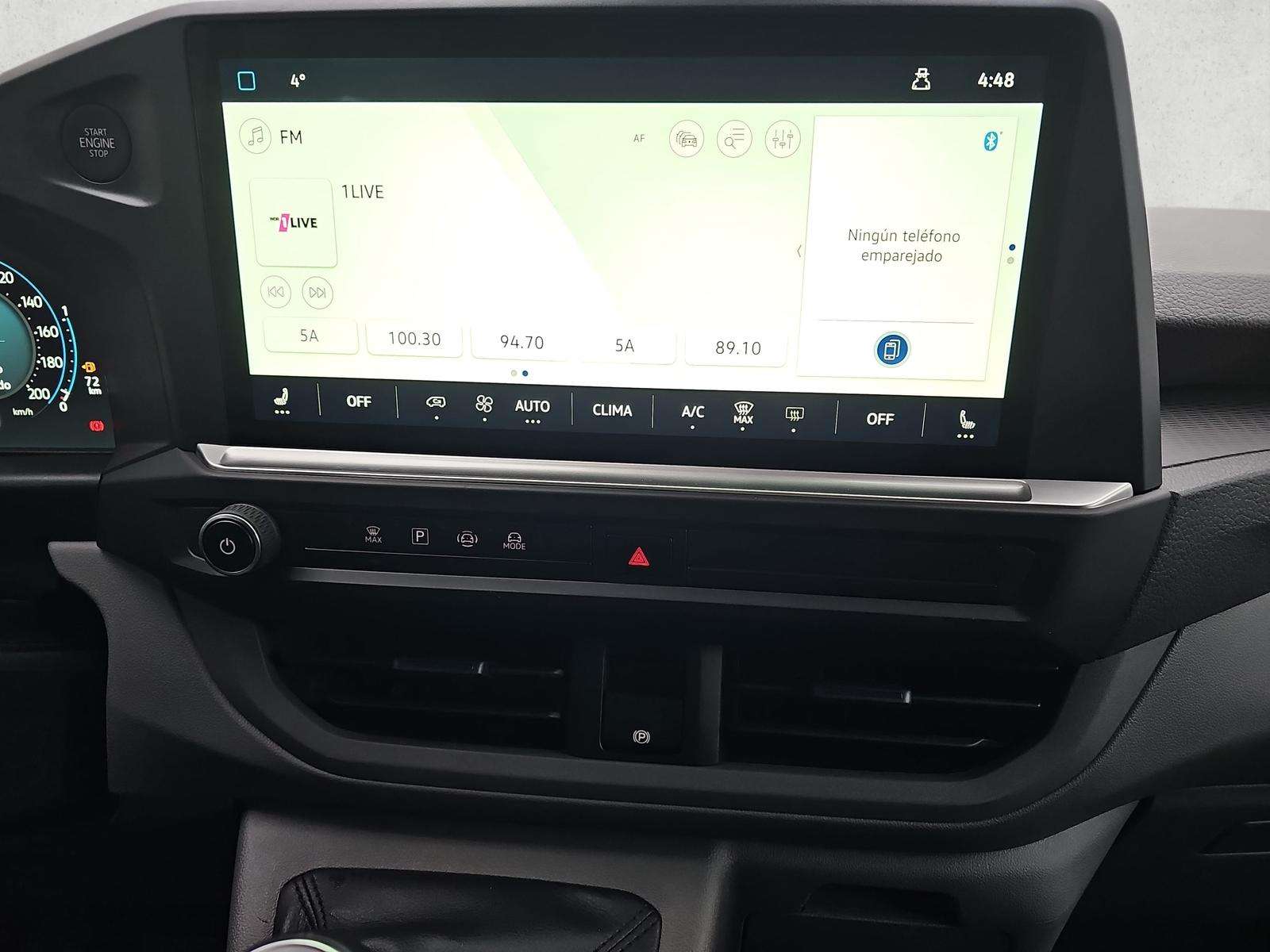 Fahrzeugbild eines Volkswagen Caravelle