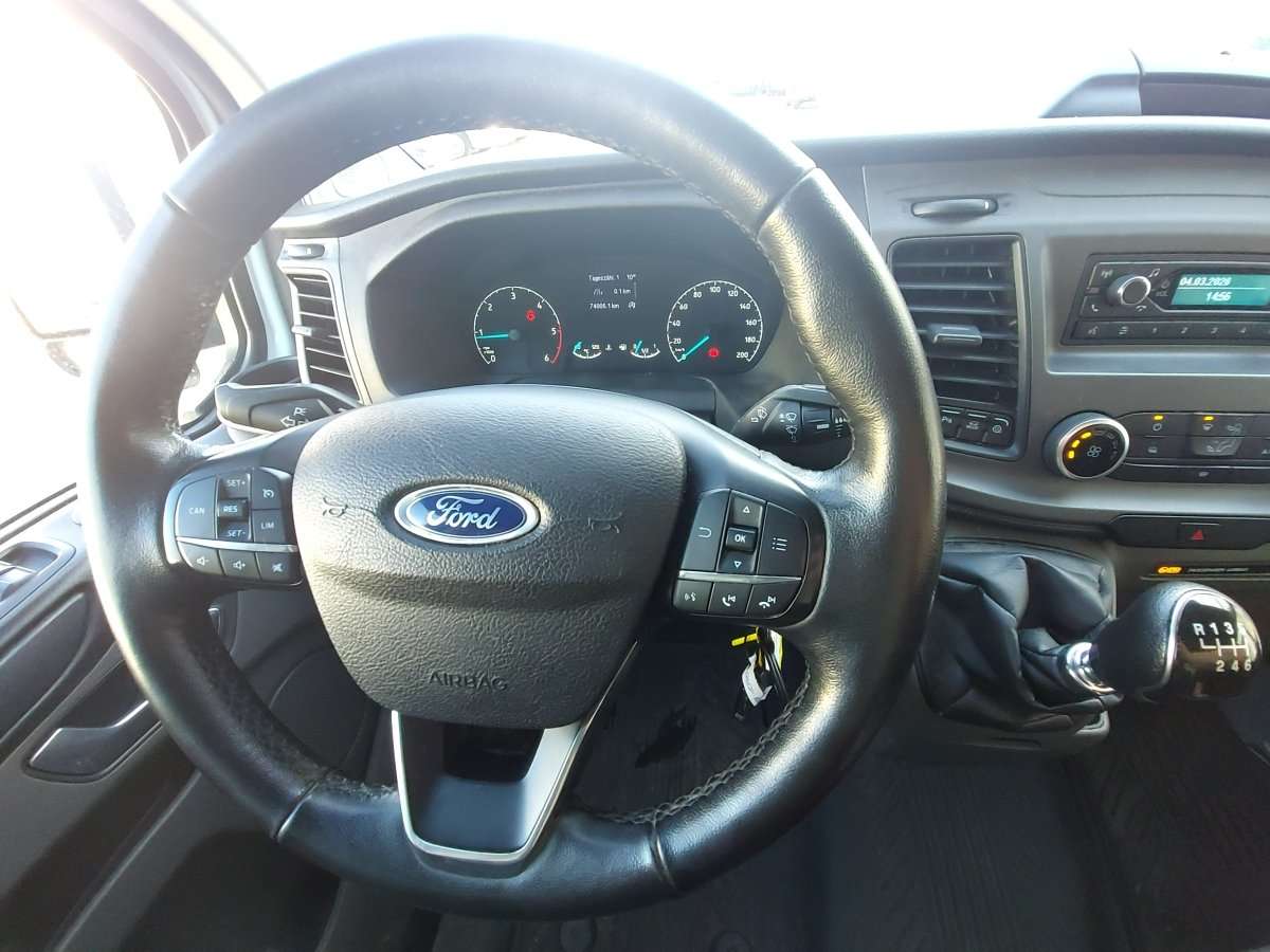 Fahrzeugbild eines Ford Transit Custom