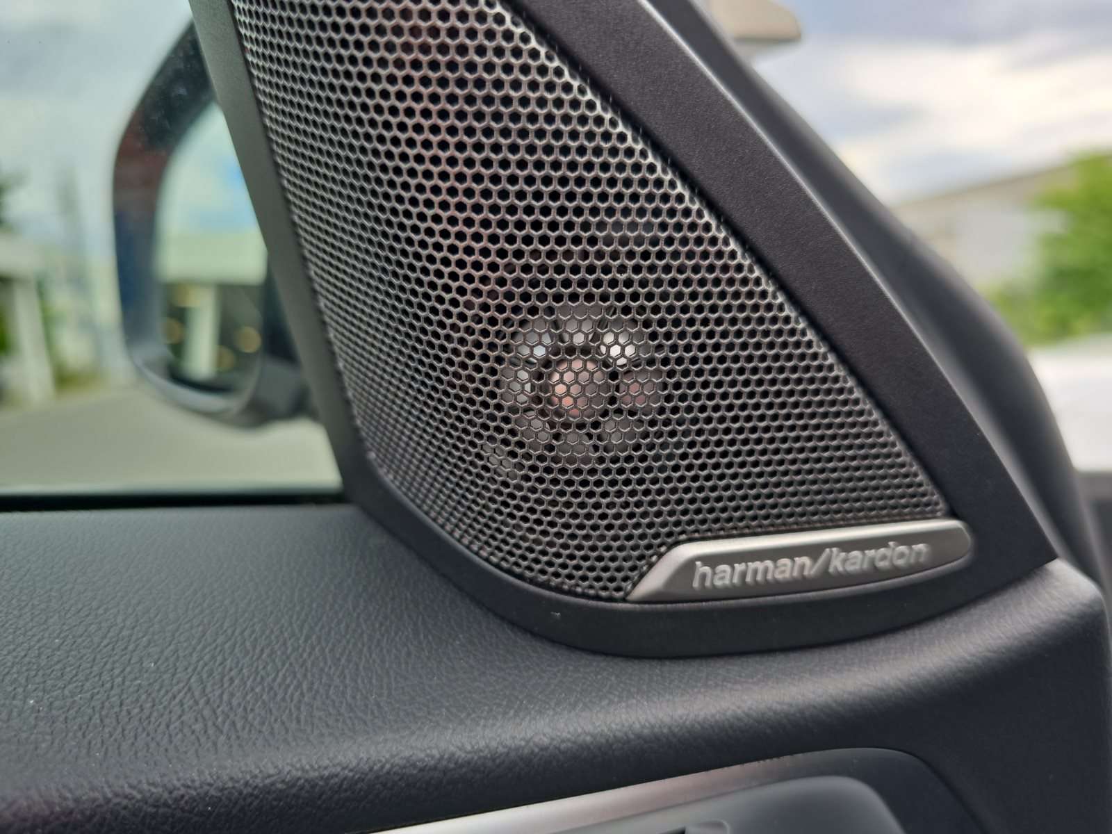 Fahrzeugbild eines BMW i4
