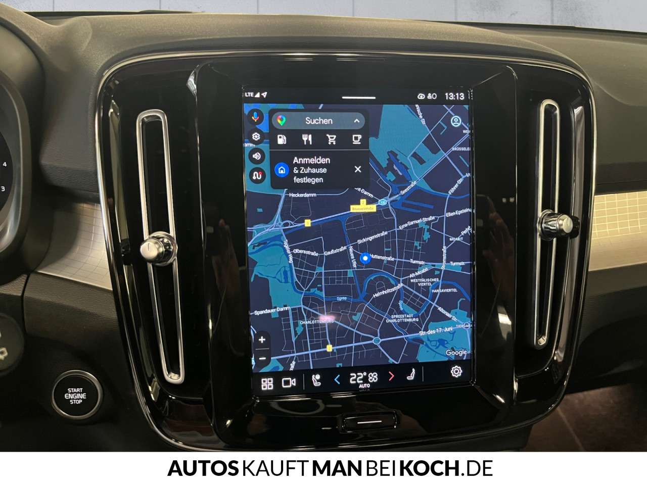 Fahrzeugbild eines Volvo XC40