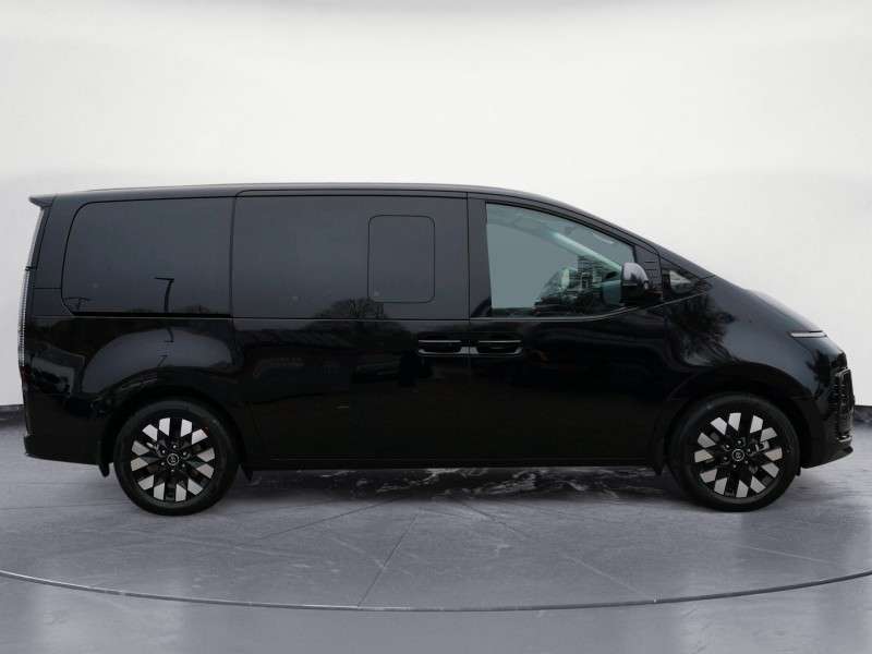 Fahrzeugbild eines Hyundai Staria