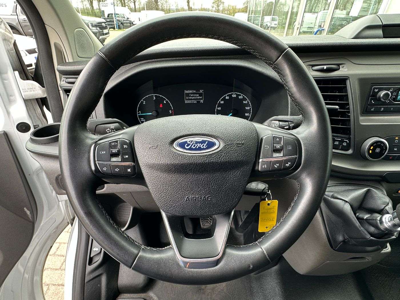 Fahrzeugbild eines Ford Transit Custom