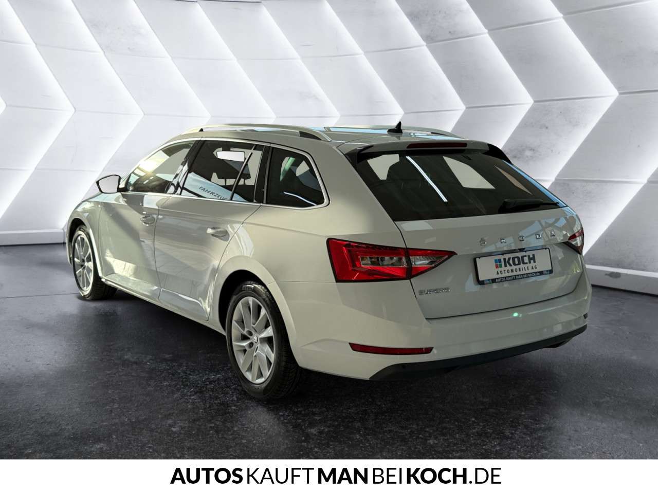 Fahrzeugbild eines Skoda Superb