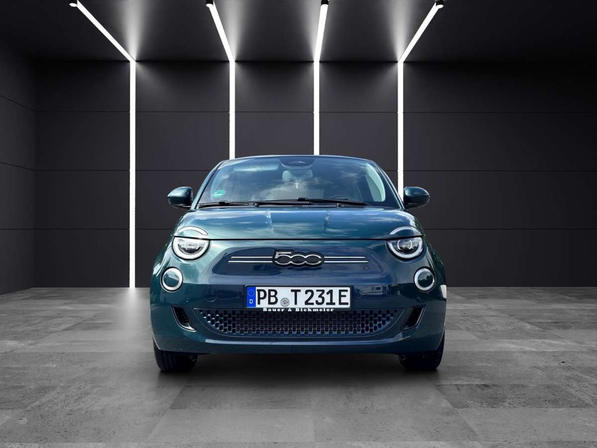 Fahrzeugbild eines Fiat 500