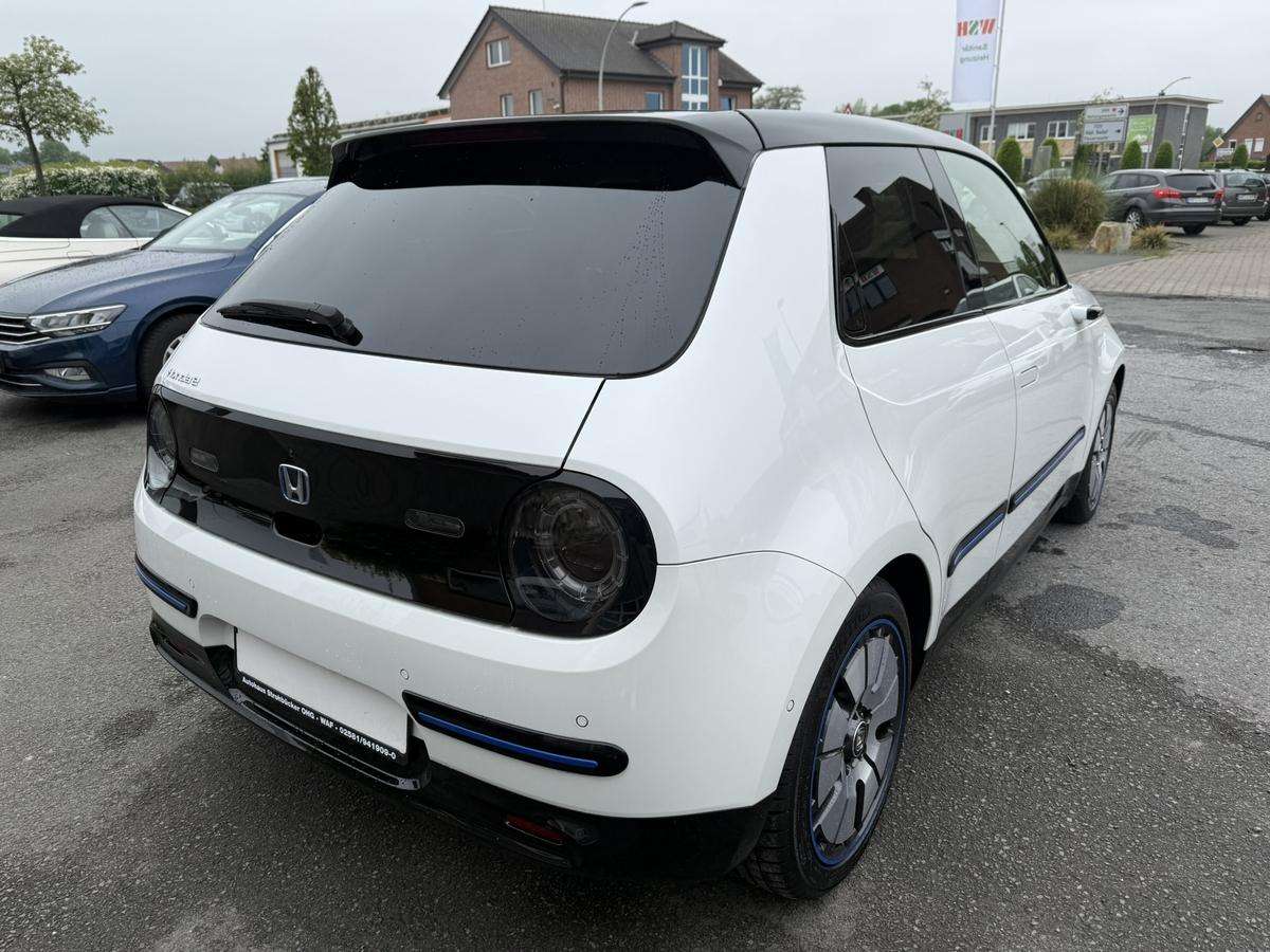 Fahrzeugbild eines Honda Honda e