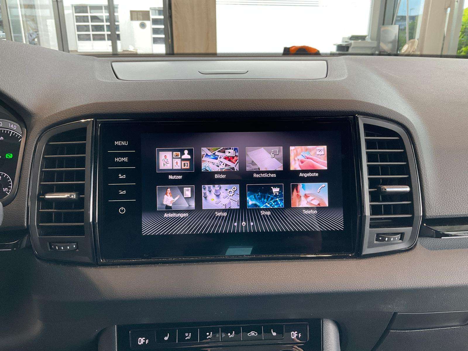 Fahrzeugbild eines Skoda Karoq