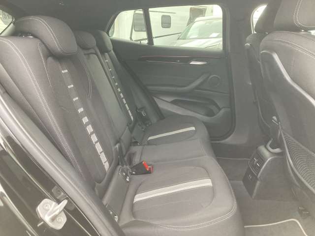 Fahrzeugbild eines BMW X2