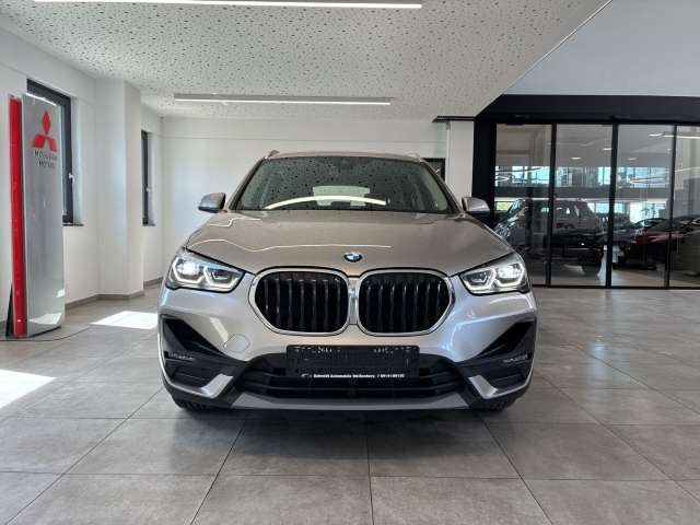 Fahrzeugbild eines BMW X1
