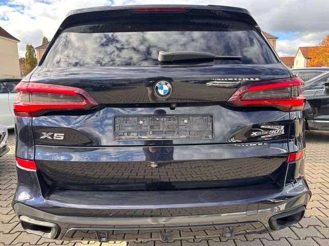 Fahrzeugbild eines BMW X5