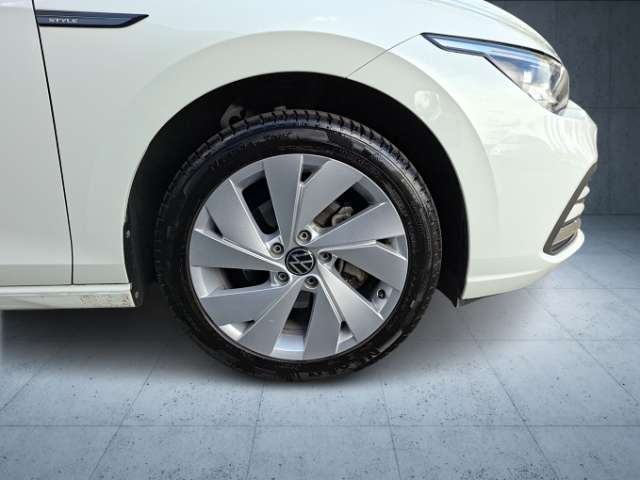 Fahrzeugbild eines Volkswagen Golf