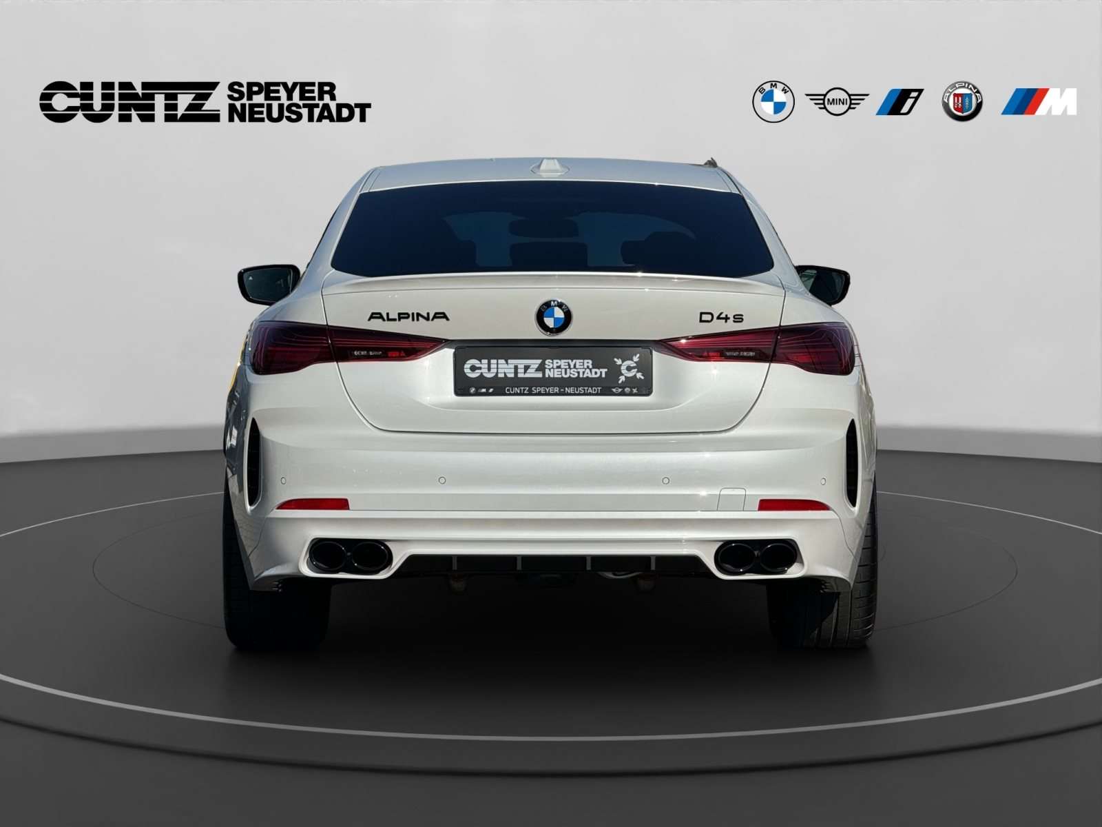 Fahrzeugbild eines Alpina D4