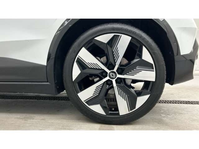 Fahrzeugbild eines Renault Megane E-TECH