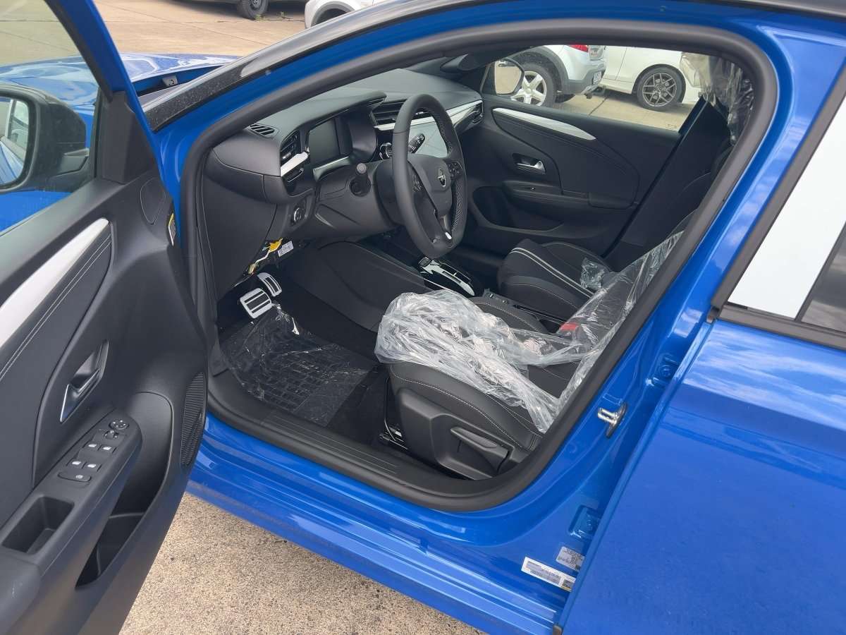 Fahrzeugbild eines Opel Corsa