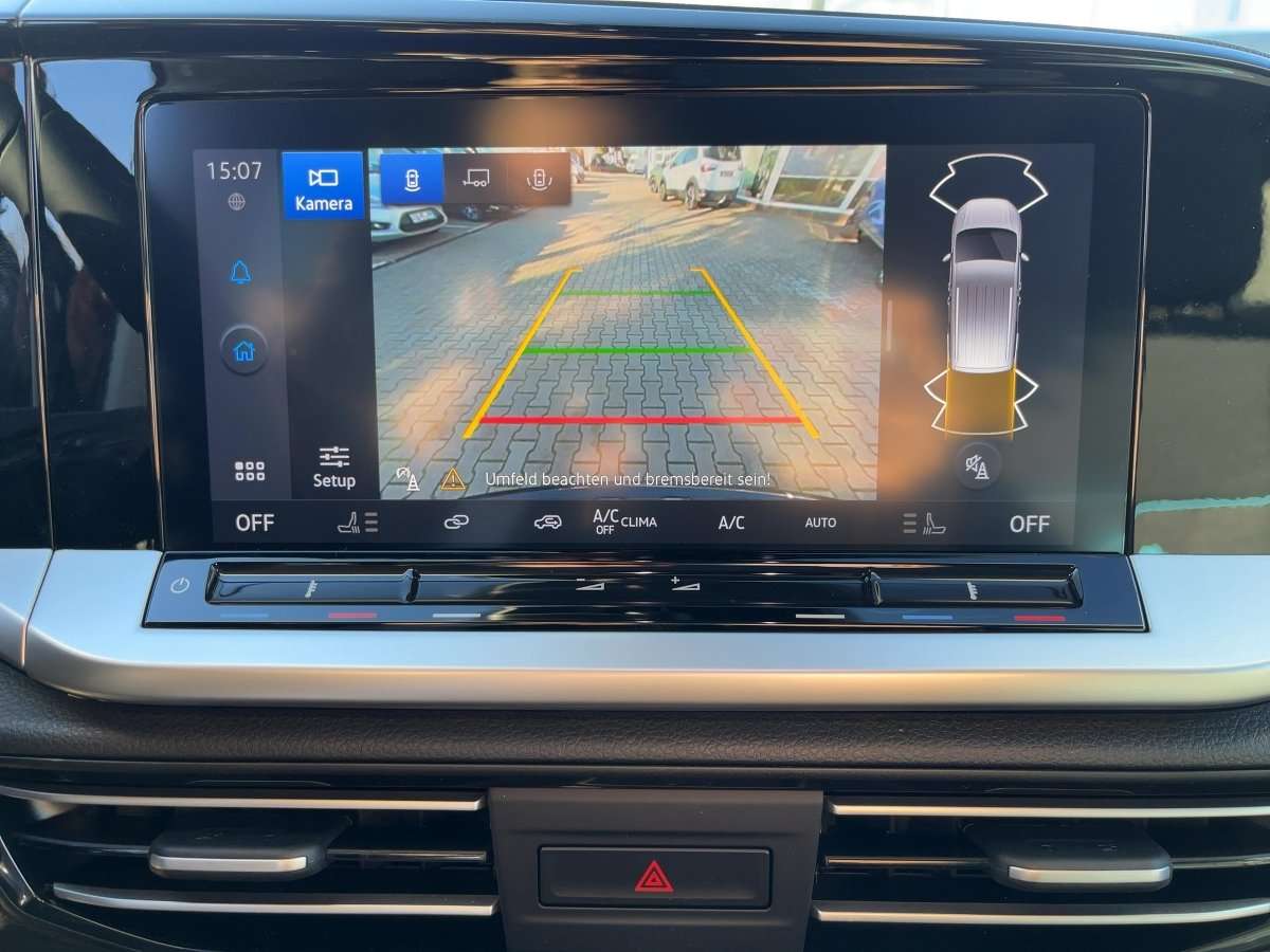 Fahrzeugbild eines Ford Grand Tourneo