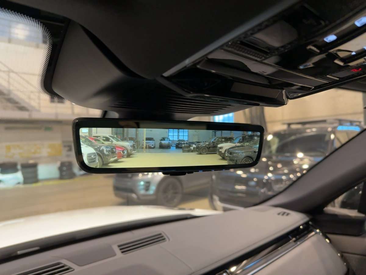 Fahrzeugbild eines Land Rover Range Rover Sport